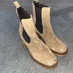 VINTAGE FOUNDRY CO PENELOPE CHELSEA LUG SOLE BOOTIE BOOT IN LT. BROWN SUEDE  7.5